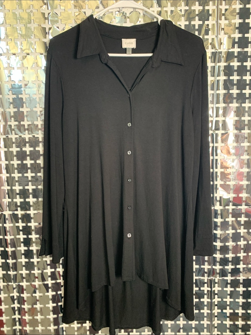 Cupio Black Button-Down Longline Shirt